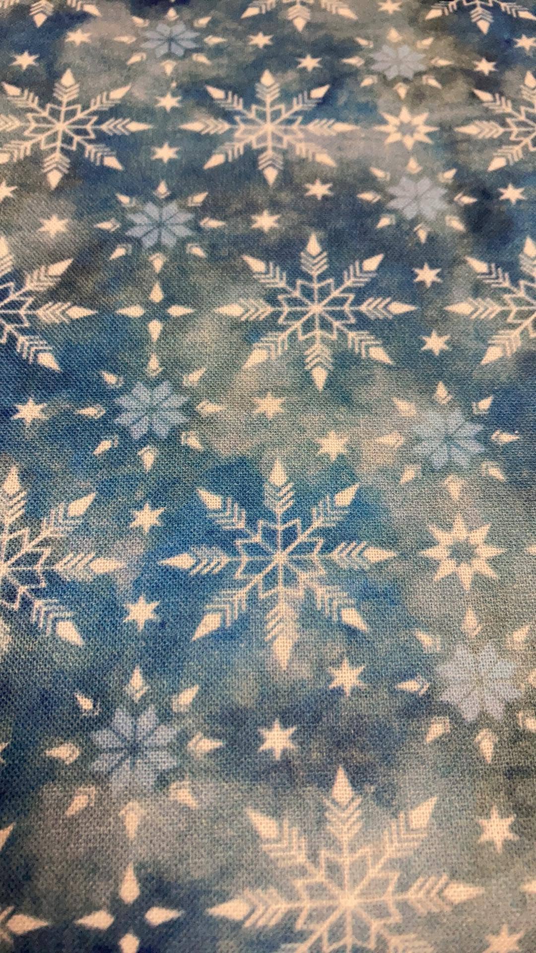 Winter Snowflake Tie-On Dog Bandana Retail-Ready
